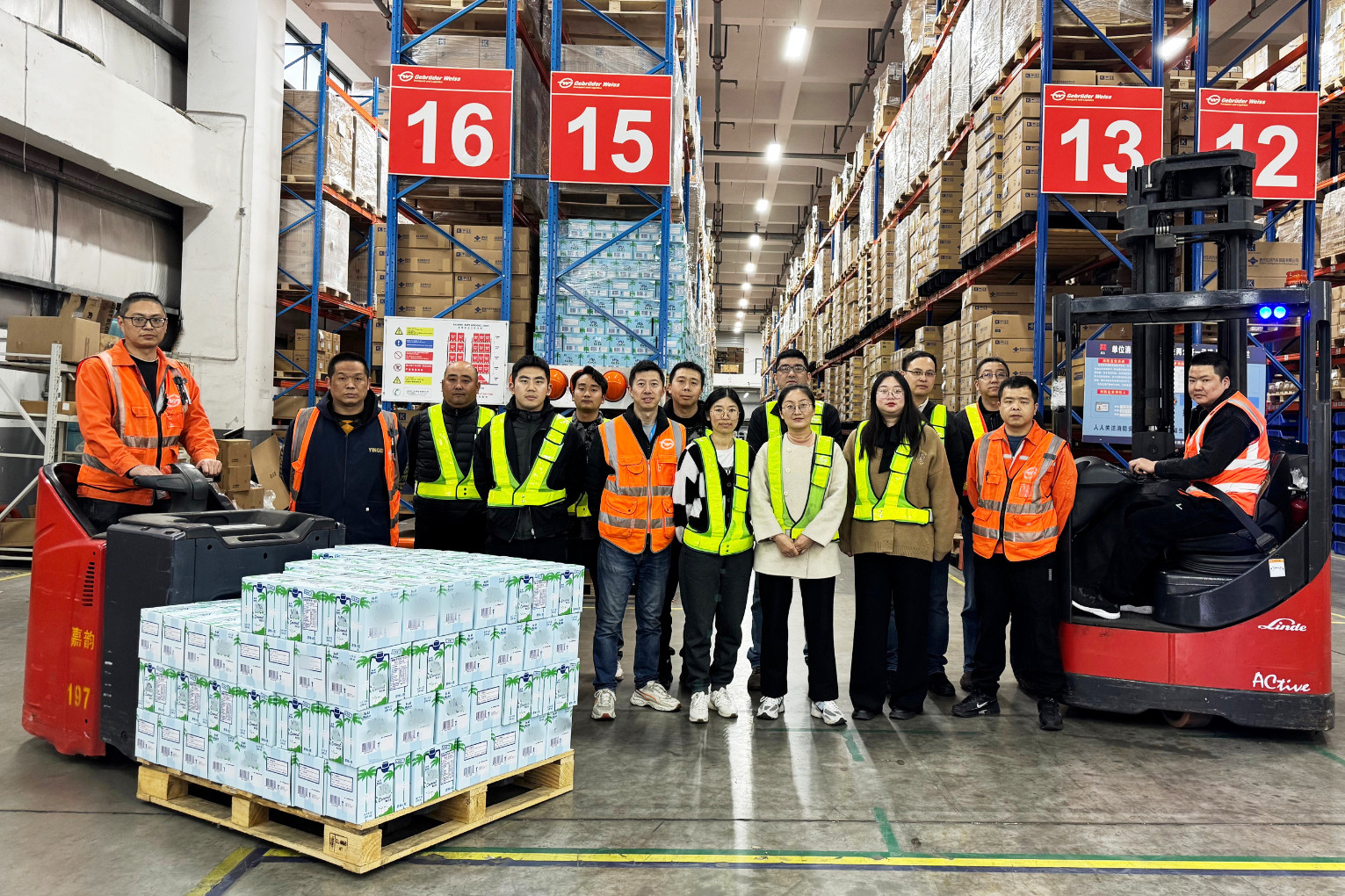 Gebrüder Weiss, logistics company, warehouse solutions, distribution solutions, China, Alibaba Group, first-in-first-out principle, storage